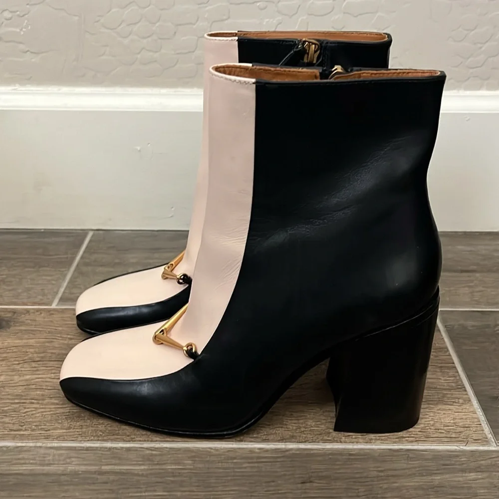 NEW Tory Burch Equestrian Link Two Tone Booties Size 6.5